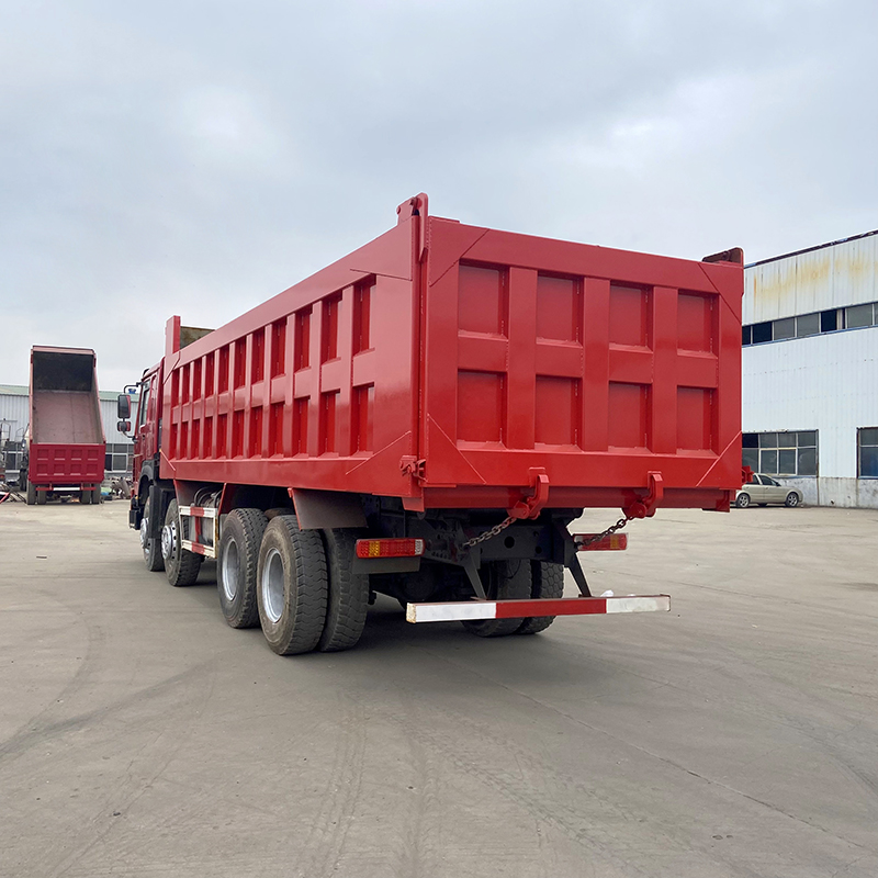 Most Popular Sintruk Howo 8*4 30/40/50tons Left/Right Hand Driving Diesel Dump Truck for Sale