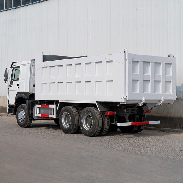 10 Wheel Used Sinotruck Howo Dump Truck 