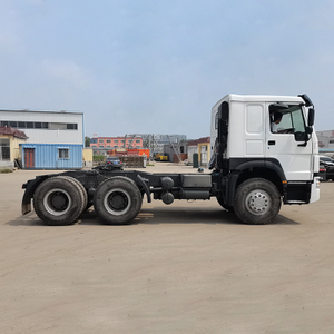 6X4 HOWO diesel tractor truck 10 tires 371 375 hp in good condition