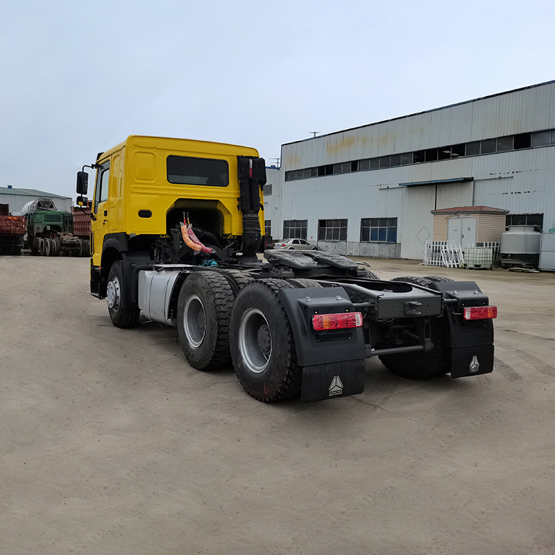 Diesel Engine Right / Left Hand Drive Sinotruck Used 10 Tyres 6*4 New HOWO Tractor Truck Yellow