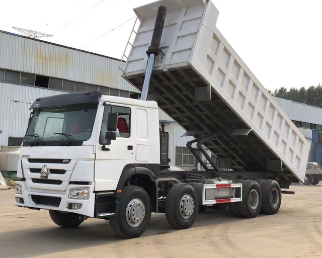 Second Hand Sinotruck Howo 371 375 Horsepower 12 Wheel 8*4 50t Payload Dump Truck 