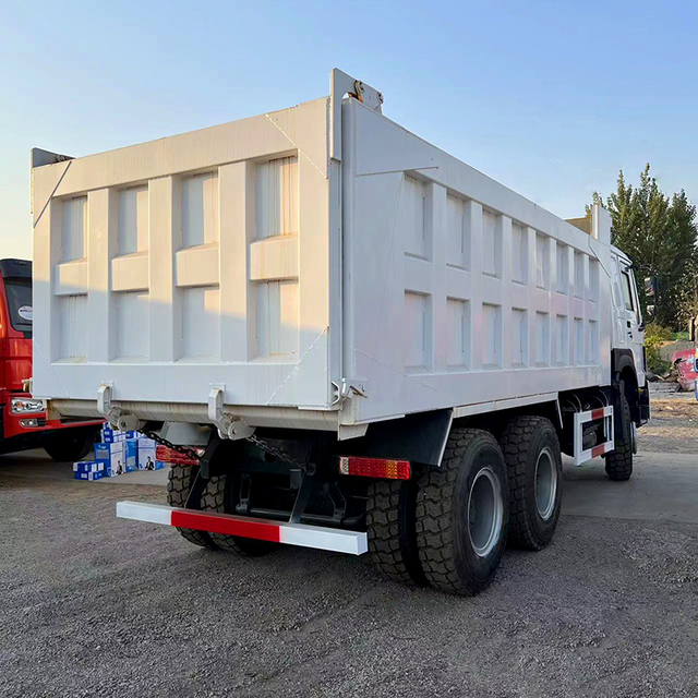 Good Quality Cheap Sinotruk Howo 6x4 Used Tipper Truck 10 Tires 30 Tons LHD RHD Heavy Loading Dump Truck for Africa Market