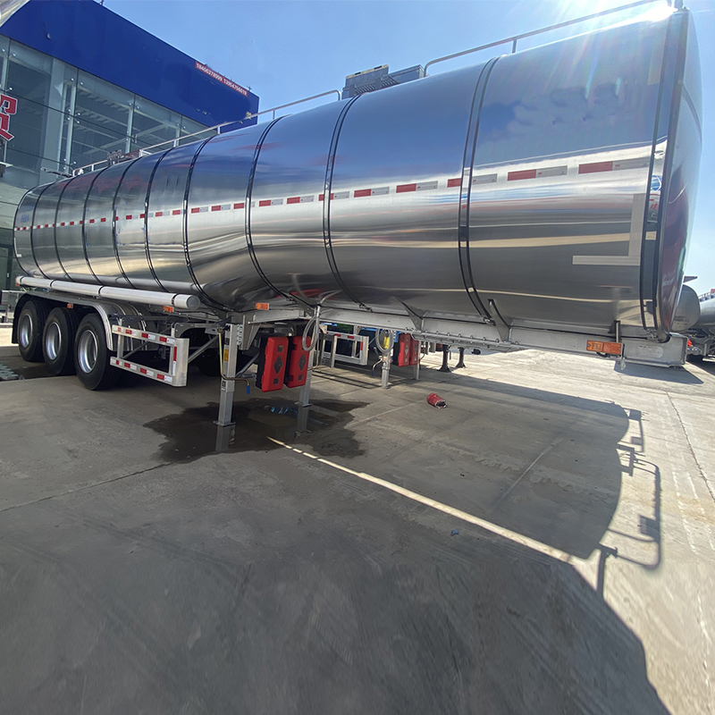 Brand New Oil Tank Semi Trailer 2 3 4 Axles 20 To 50 Cubic Meter Fuel Tanker Trailer